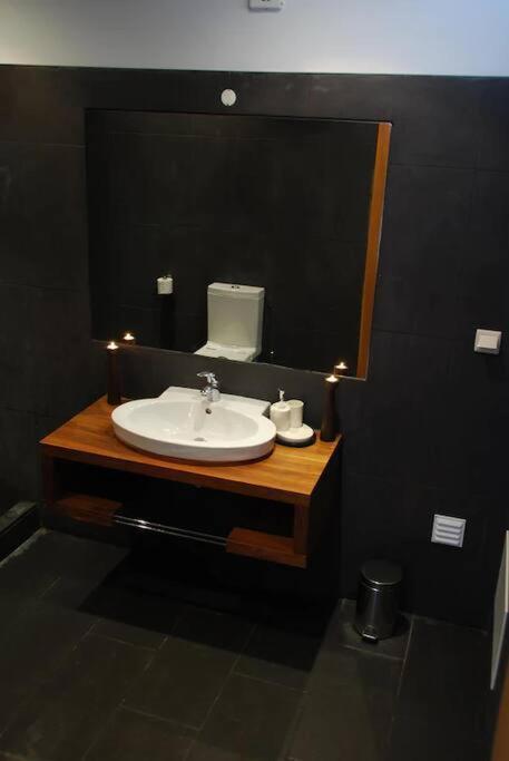 Sea Breeze House Ericeira - Ribeira Dilhas Beach מראה חיצוני תמונה