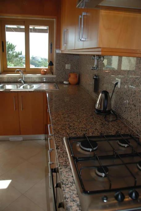 Sea Breeze House Ericeira - Ribeira Dilhas Beach מראה חיצוני תמונה