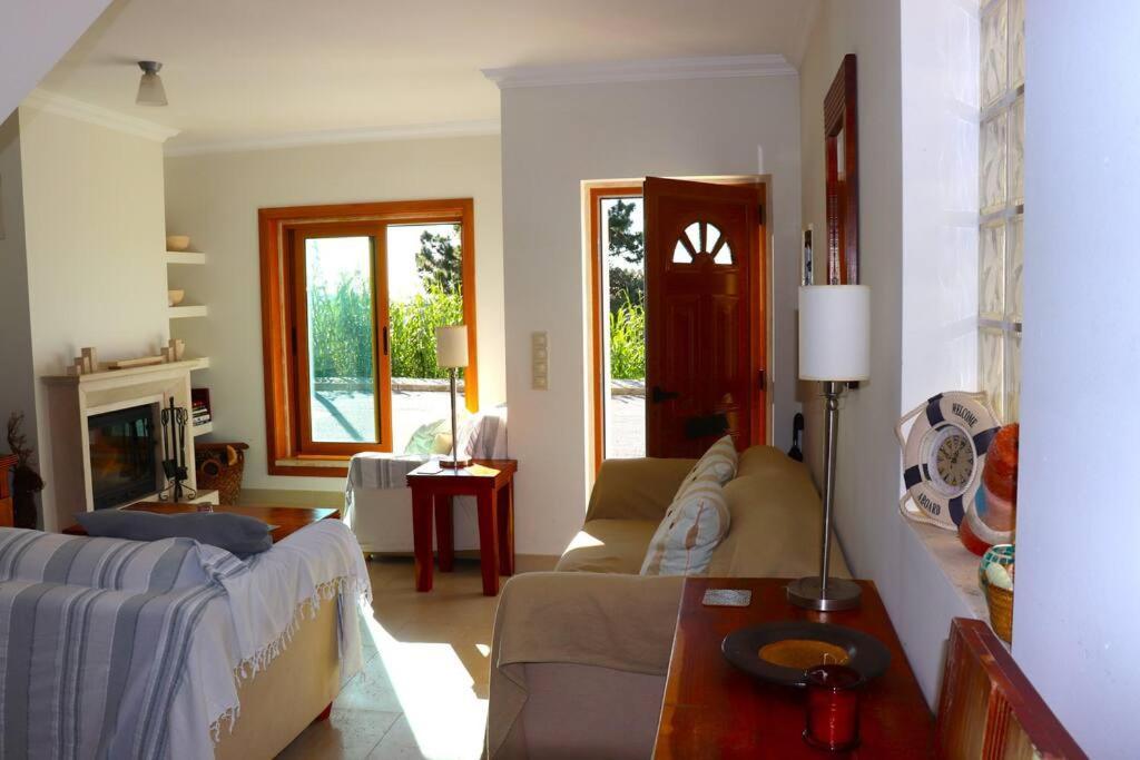 Sea Breeze House Ericeira - Ribeira Dilhas Beach מראה חיצוני תמונה