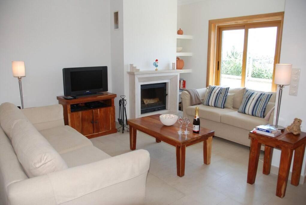 Sea Breeze House Ericeira - Ribeira Dilhas Beach מראה חיצוני תמונה
